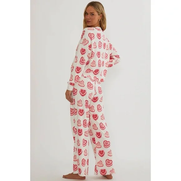 Beach Riot Pacific Long Sleeve Sleep Set Sweet Treat - Picture 2 of 4